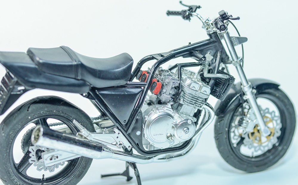 1/12 4連スポーツキャブレター 3Dプリンタ出力未塗装キット (スーフォア、Z2他ピッチ)