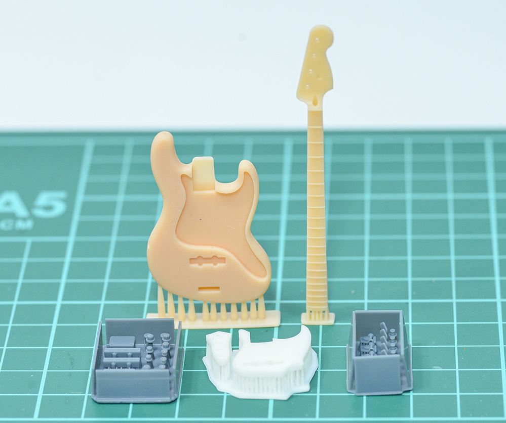 1/12 エレキベース(ジャズベタイプ)3Dプリンタ出力未塗装キット ※レフティもあり (1/6もあり)