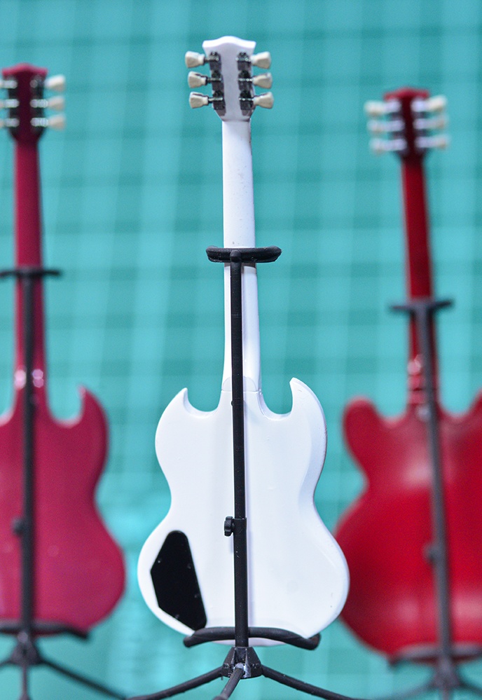 1/12 エレキギター(SGタイプ) 3Dプリンタ出力未塗装キット (1/6もあり)