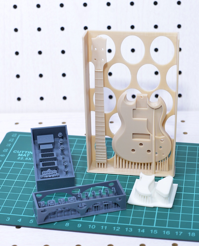 1/12 エレキベース(SGタイプ) 3Dプリンタ出力未塗装キット (1/6もあり)