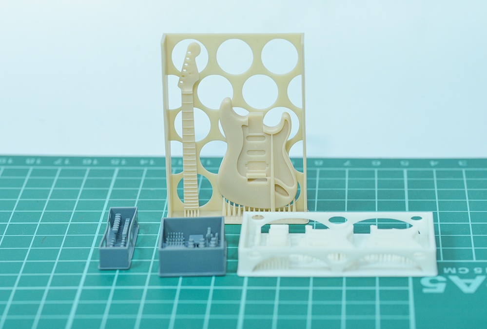 1/12 エレキギター(STタイプ) 3Dプリンタ出力未塗装キット (1/6もあり)