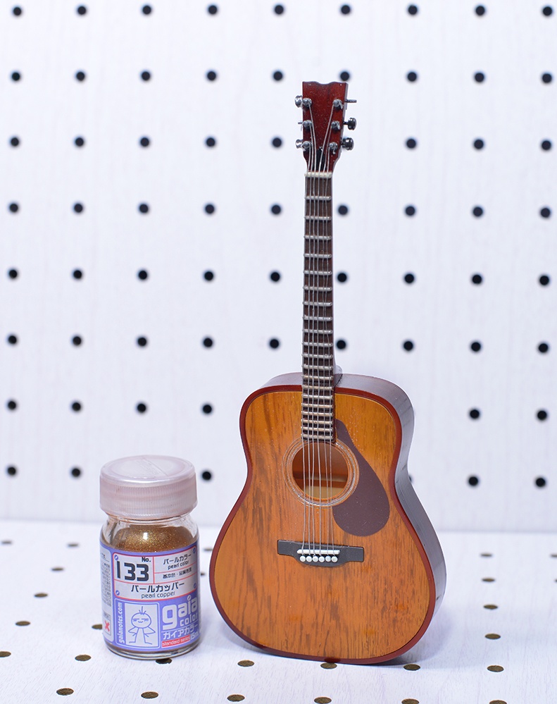 アコースティックギターミニチュア 3Dプリンタ出力未塗装キット ※レフティもあり (1/6、1/12)