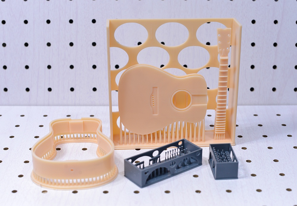 アコースティックギターミニチュア 3Dプリンタ出力未塗装キット ※レフティもあり (1/6、1/12)