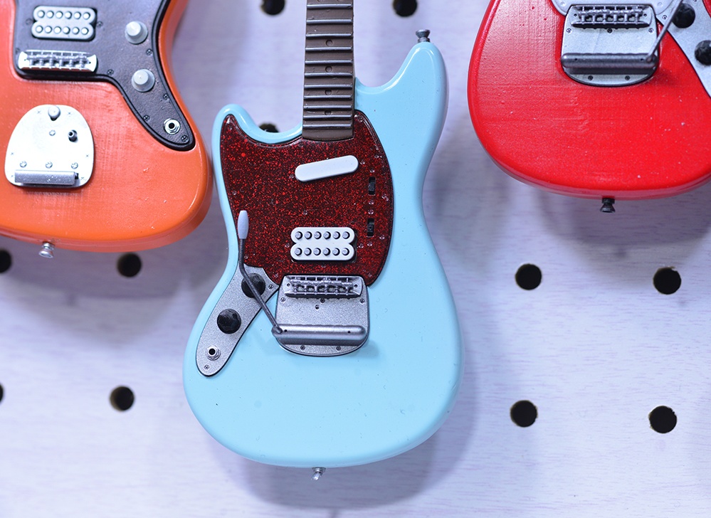 エレキギター(MUタイプ) 3Dプリンタ出力未塗装キット ※レフティもあり (1/12、1/6)