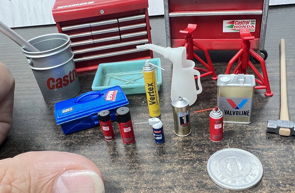 1/12 オイル缶(1L缶、4L缶、一斗缶、ペール缶セット) 3Dプリンタ出力未塗装パーツ