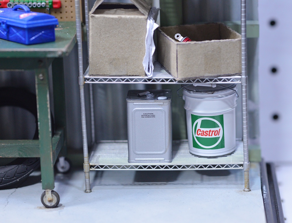 1/12 オイル缶(1L缶、4L缶、一斗缶、ペール缶セット) 3Dプリンタ出力未塗装パーツ