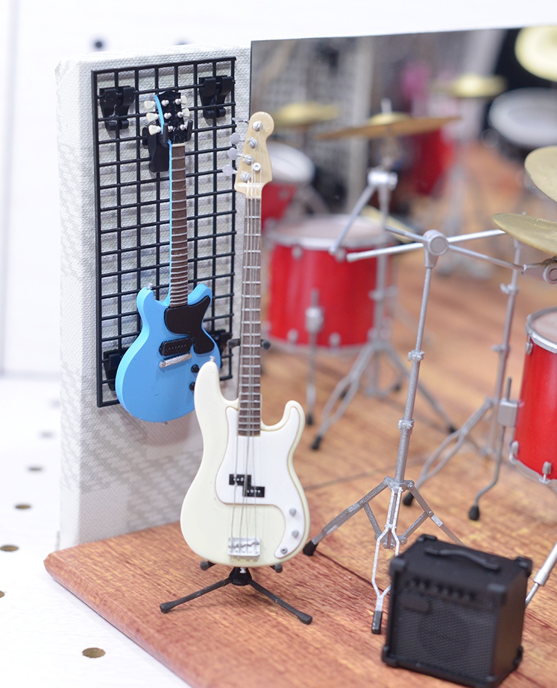 1/12 壁掛けギターラック 3Dプリンタ出力未塗装キット ネット 網掛け