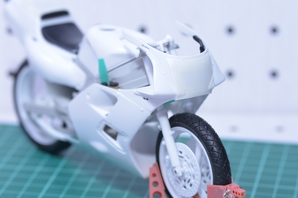 1/12 TZR250(3MA)用ライトカバー 耐久仕様風 3Dプリンタ出力未塗装キット