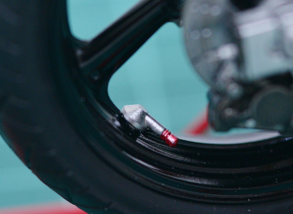 1/12 タイヤエアバルブ(ノーマル、横向きセット) 3Dプリンタ出力未塗装キット