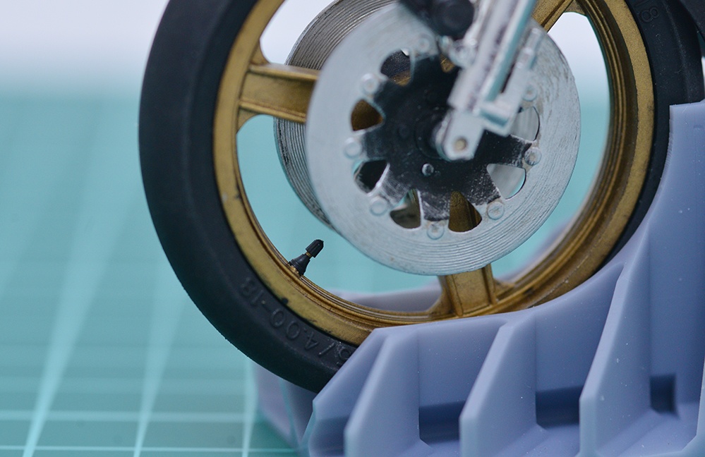 1/12 タイヤエアバルブ(ノーマル、横向きセット) 3Dプリンタ出力未塗装キット