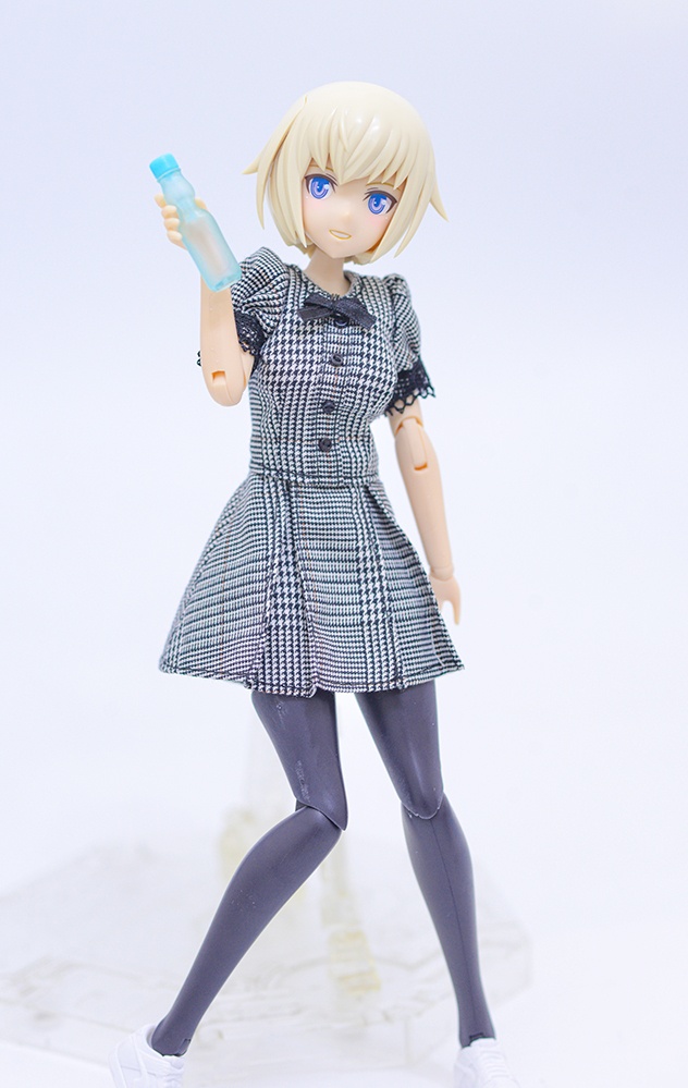 1/6 ラムネ瓶(蓋別部品、瓶内部中空仕様) 3Dプリンタ出力未塗装キット