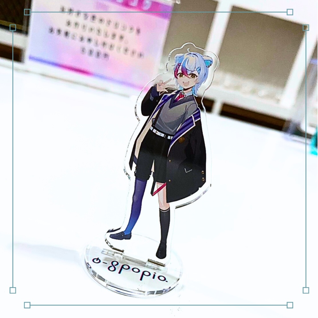 すこーし動くクマ　公式アクリルスタンド