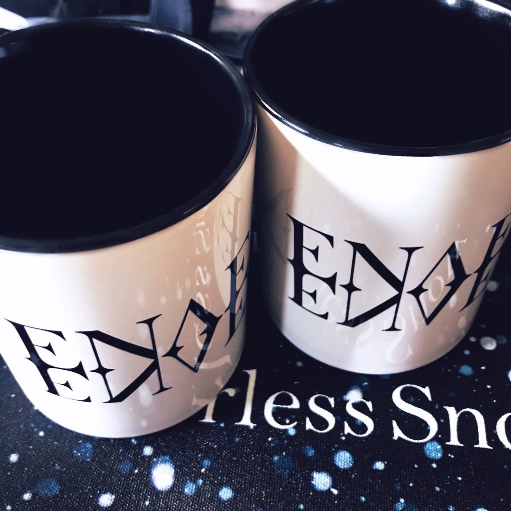 ENAENAロゴマグカップ ブラック&ホワイト