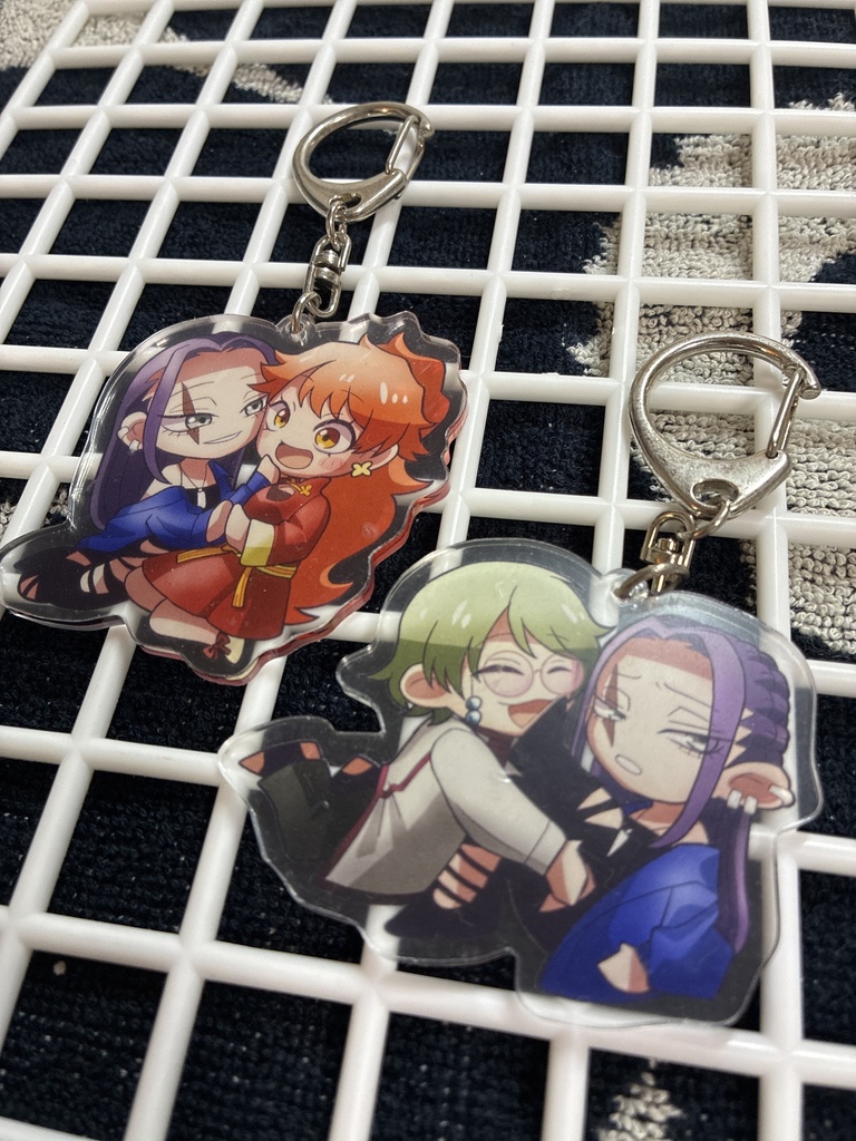 ひとうちななつ　カップリングアクリルキーホルダー