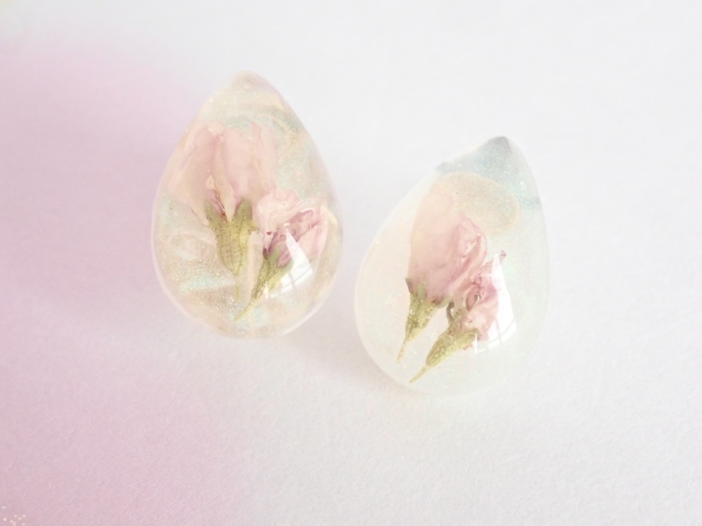 啓翁桜のツボミ 雫 ピアス