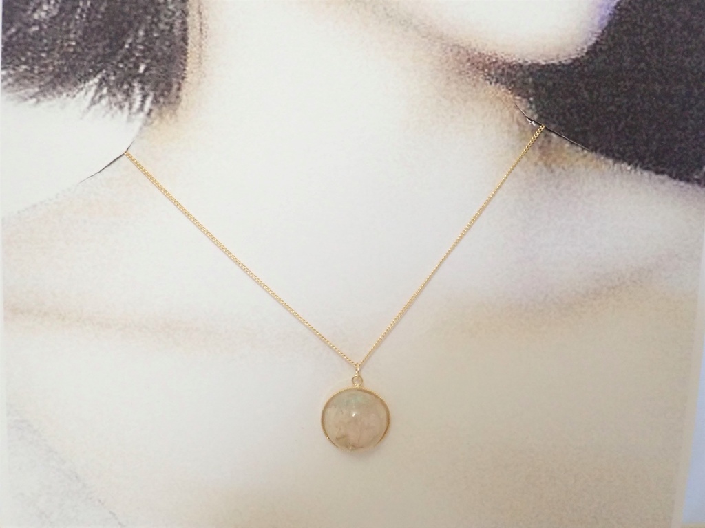 啓翁桜のツボミ 半球 ネックレス