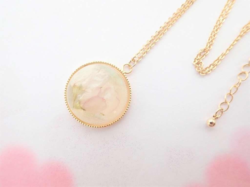 啓翁桜のツボミ 半球 ネックレス