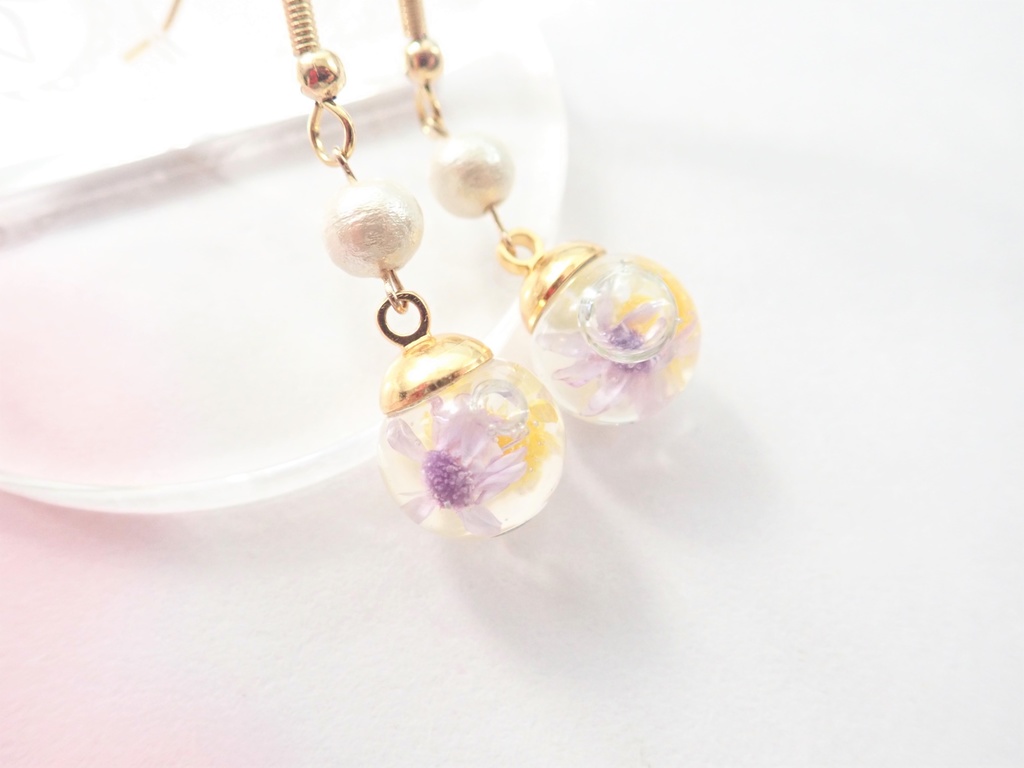 キュートな小花 ハーバリウム コットンパール ピアス