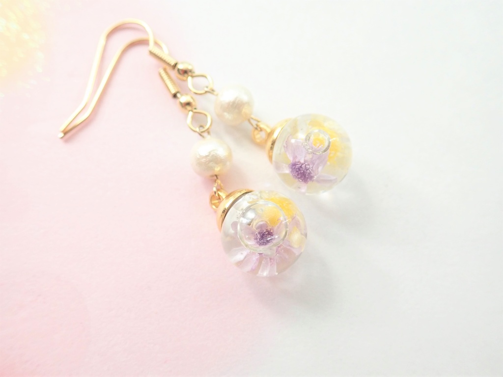 キュートな小花 ハーバリウム コットンパール ピアス