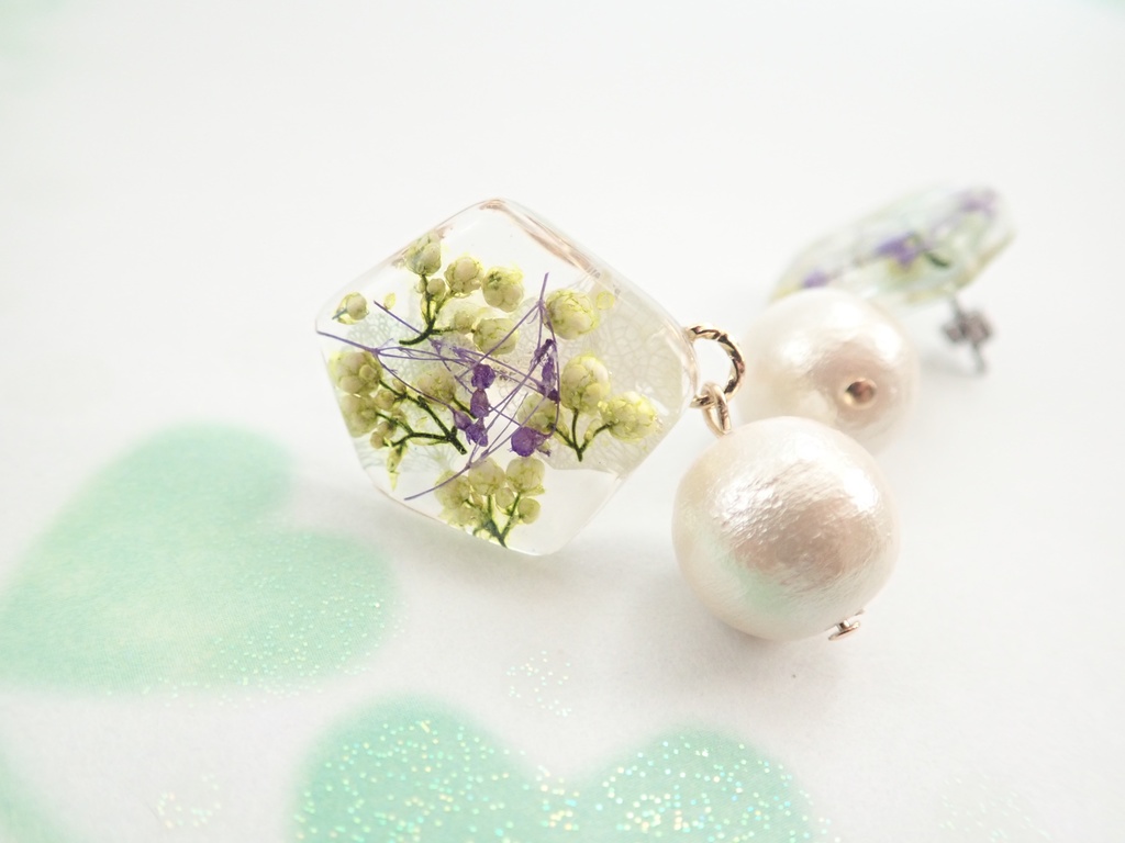 小花咲く プリザーブドフラワー✕コットンパールのピアス