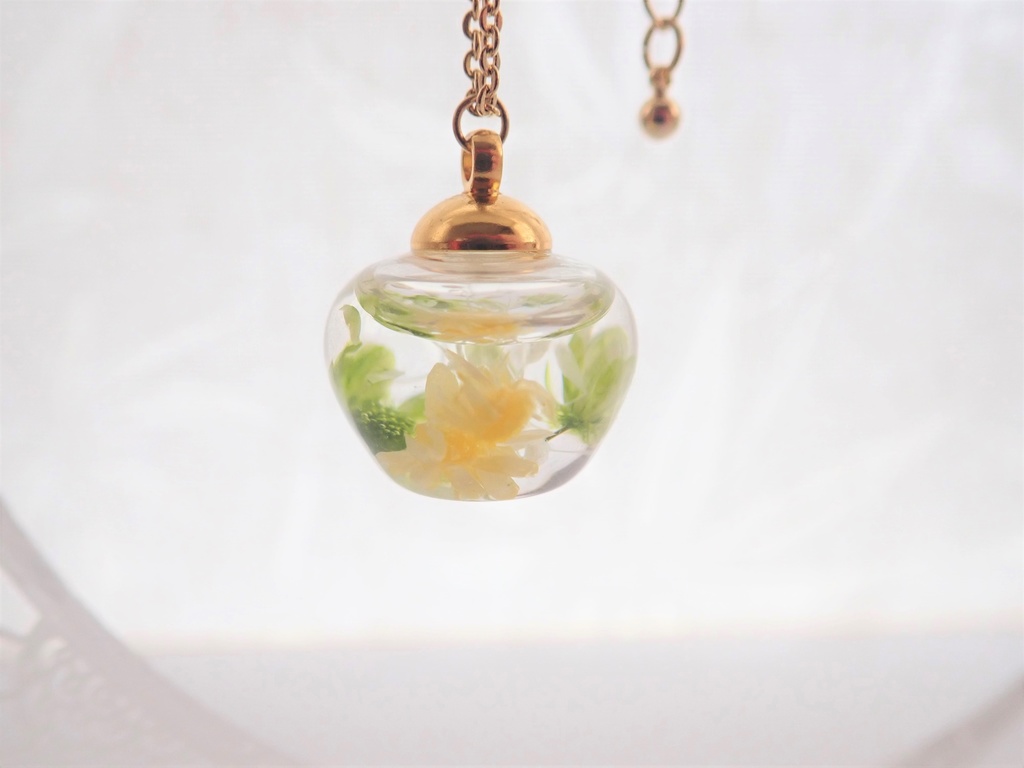 実りの秋 青りんご ハーバリウム ネックレス