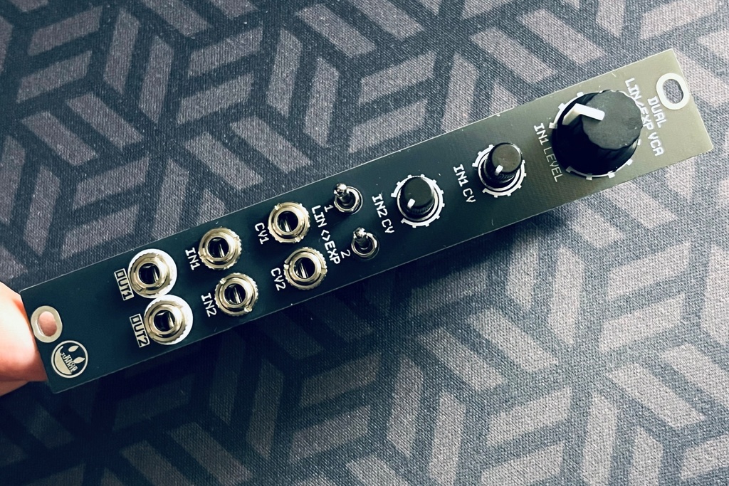 Dual Linear / Exponential VCA