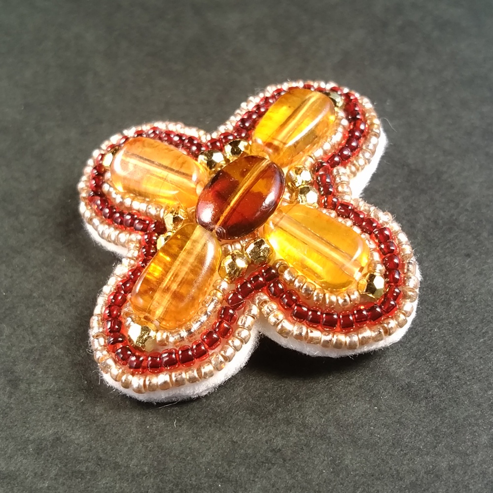 ブローチ「アンティーク風十字架<クロス>」BS002