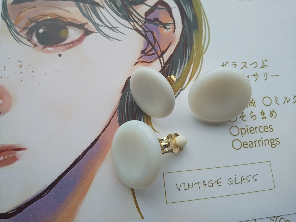 ガラス粒アクセサリー【ピアス】