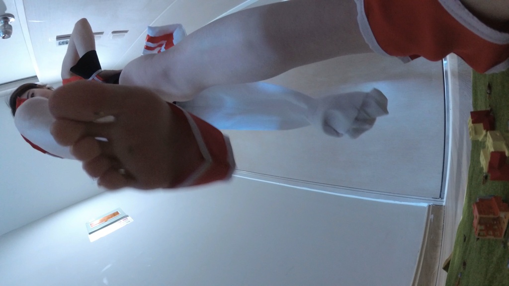 【巨大娘】巨大女子格闘家・舞ちゃん・王国は私のおもちゃ箱 前編