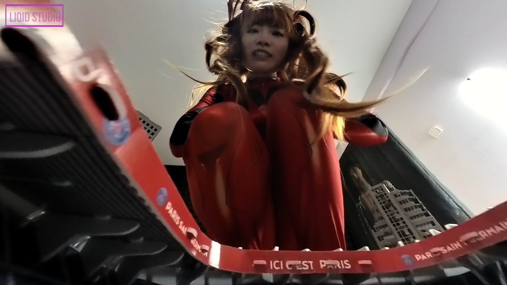 【巨大娘】巨大アスカちゃん・エヴァに乗らずに戦うわ!! 前編