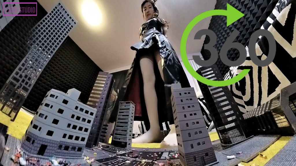 【VR360 ° 巨大娘】巨大娘の殺し屋・ヨル・フォージャー ・この町は私のおもちゃ箱！！VR バージョン