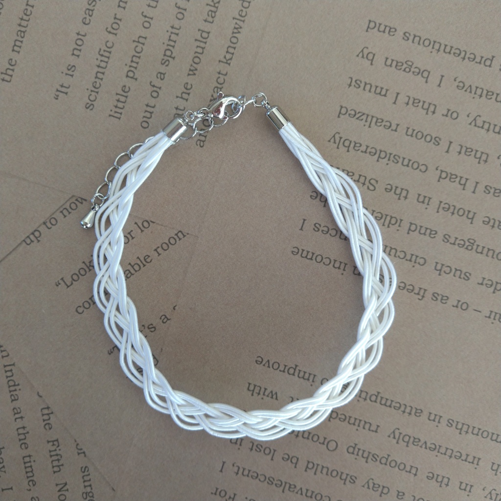 水引の四編みブレス