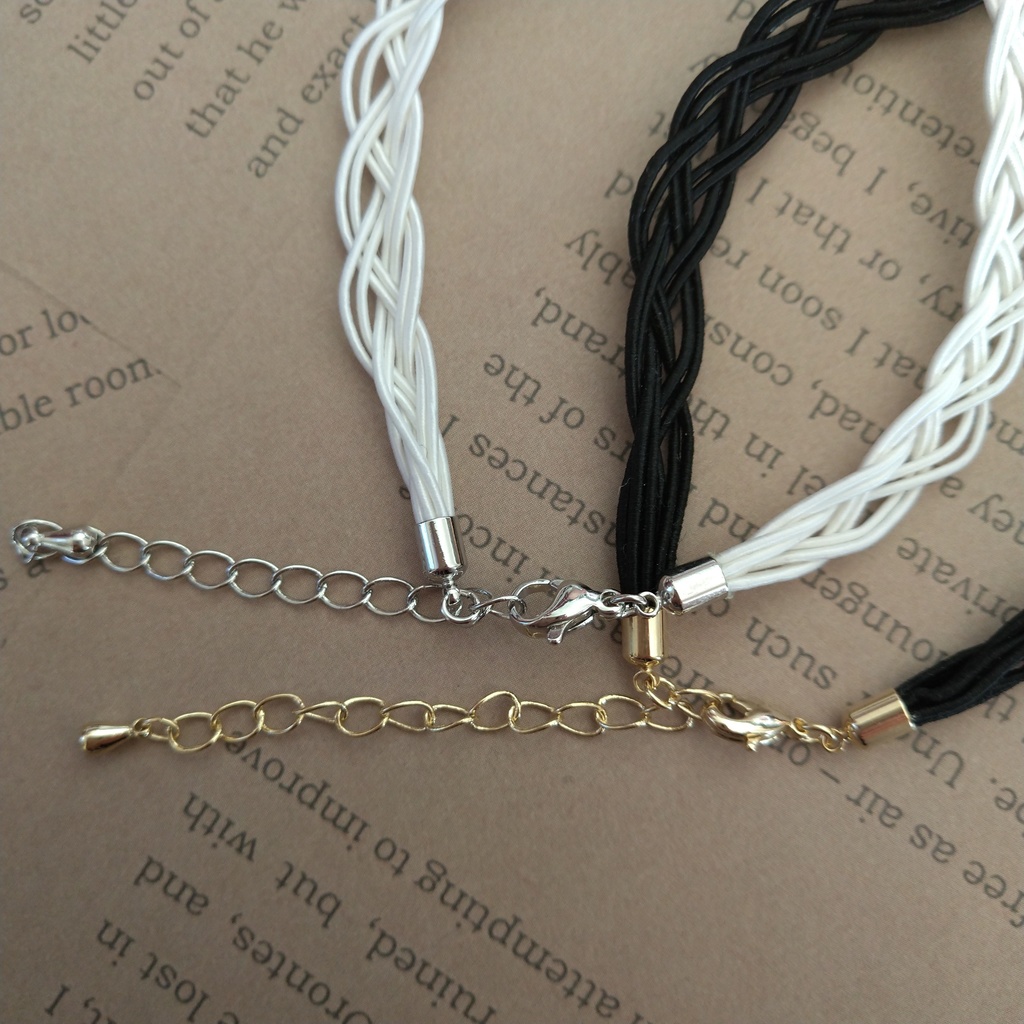 水引の四編みブレス