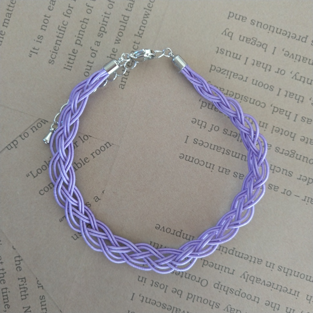 水引の四編みブレス