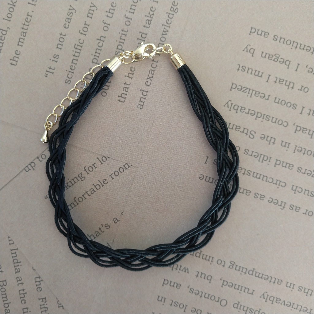 水引の四編みブレス