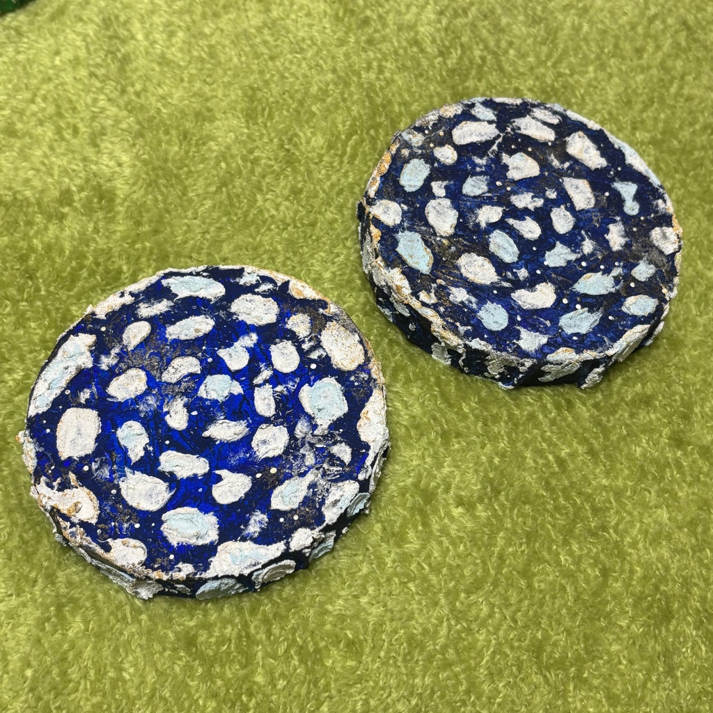 【世界に一つ】どこでもキノコ　アクリル画