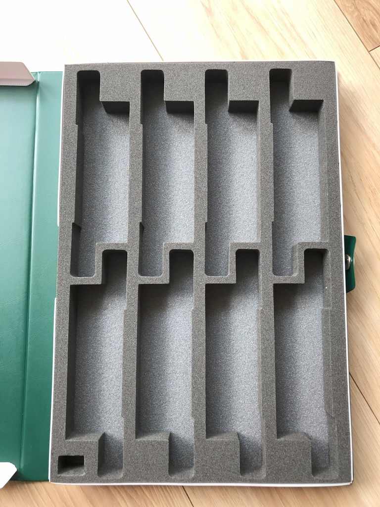 品番003 Maxi-4ダブルスタックコンテナ貨車 8両専用ウレタン YN管理