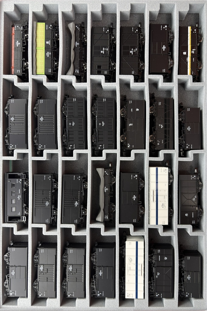 品番019 ワム8・黒貨車28両ウレタン YN管理