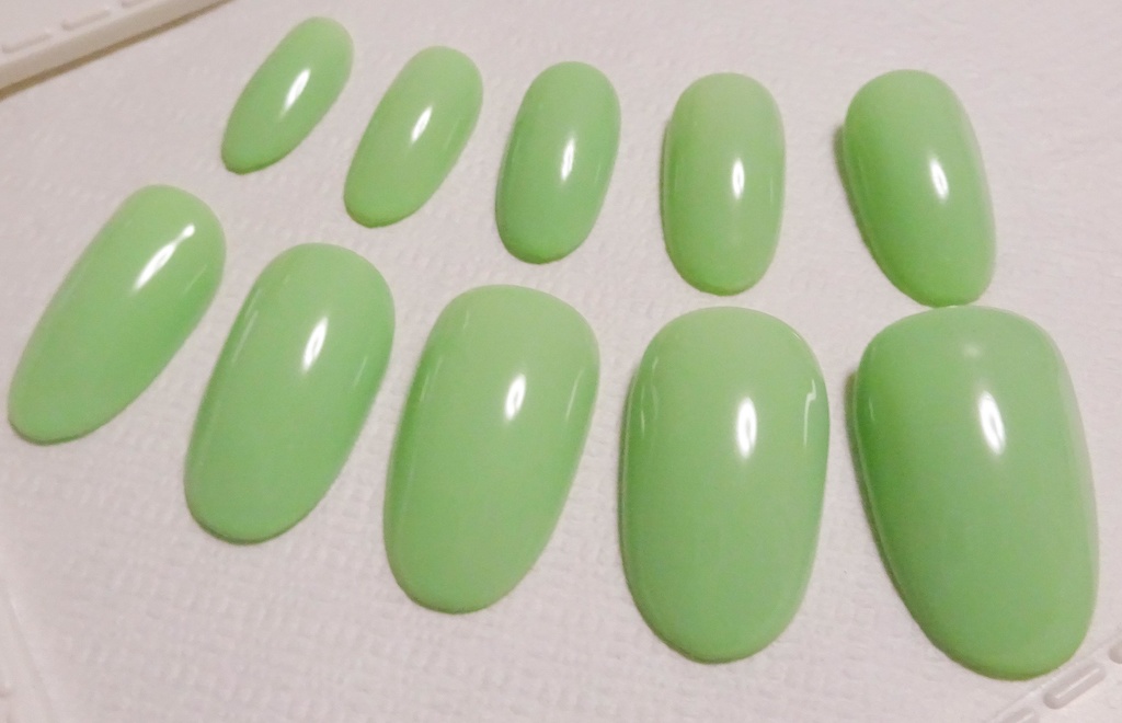 パステルグリーン 推し色 ワンカラー 単色 ネイルチップ No,1