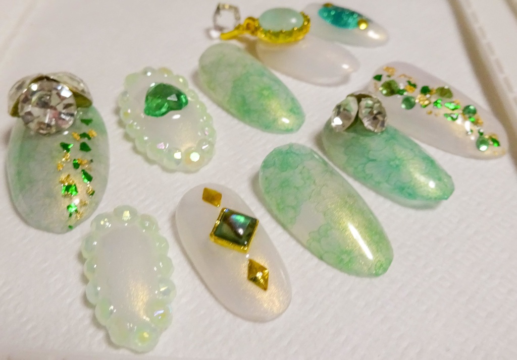 グリーン ホワイト 花 フラワー ネイルチップ No,14