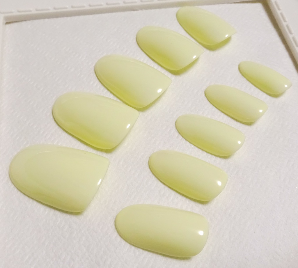 クリーム 推し色 ワンカラー 単色 ネイルチップ No,4