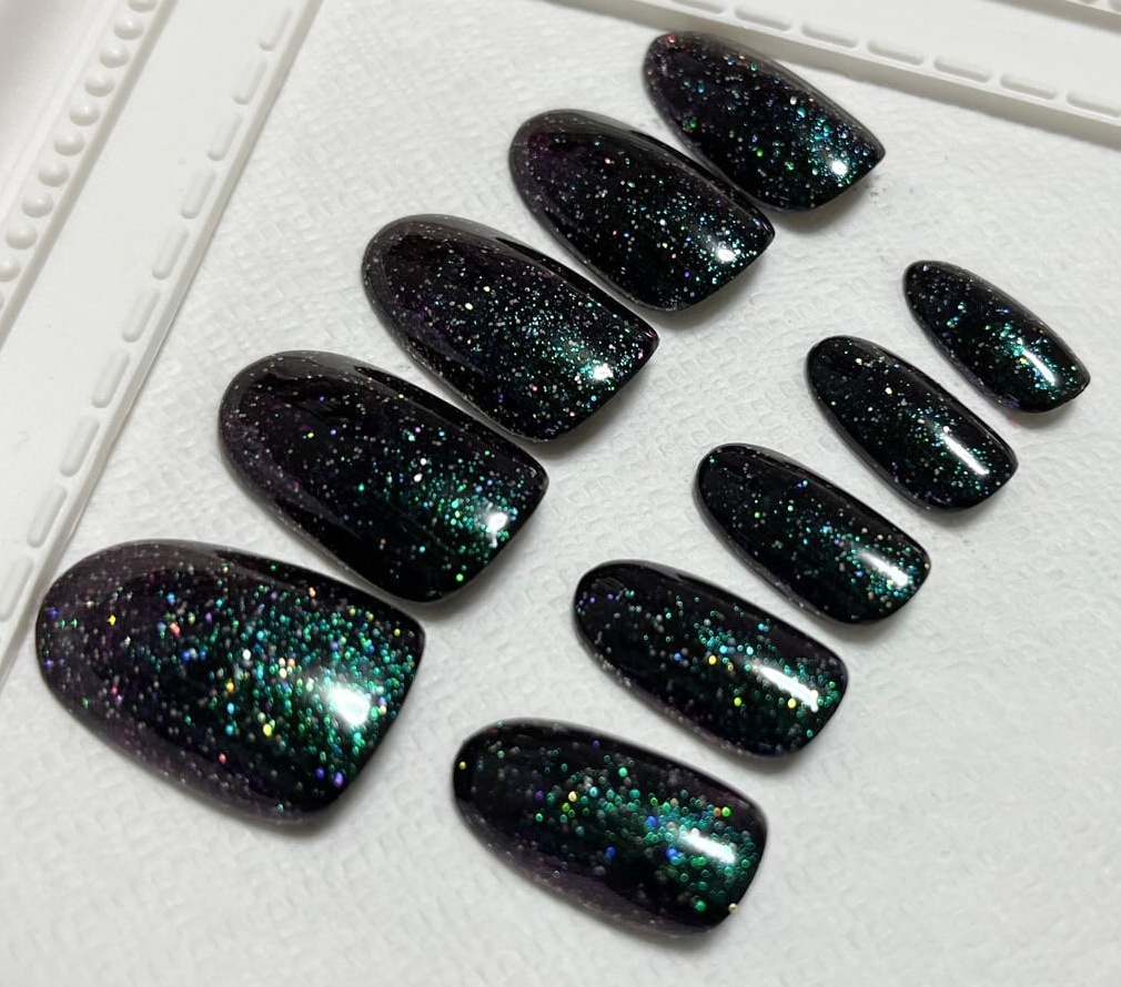 グリーン パープル ブラック 緑 紫 黒 推し色 ラメカラー ネイルチップ No,2