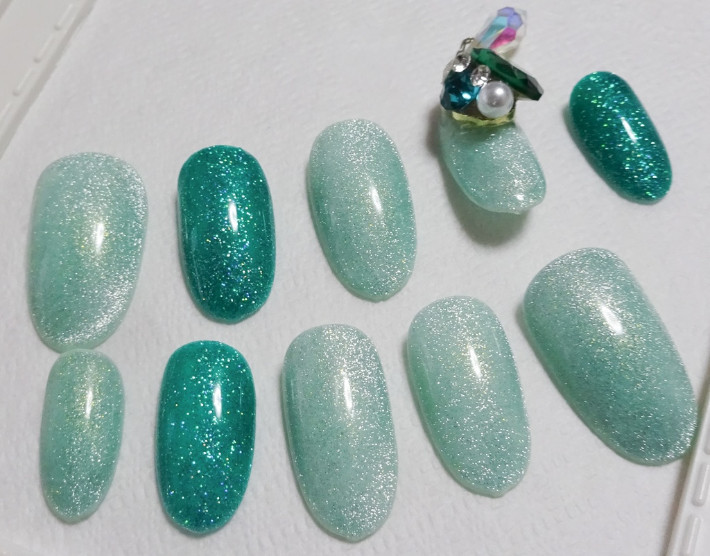 グリーン 緑色 ラメ マグネット ネイルチップ No,23