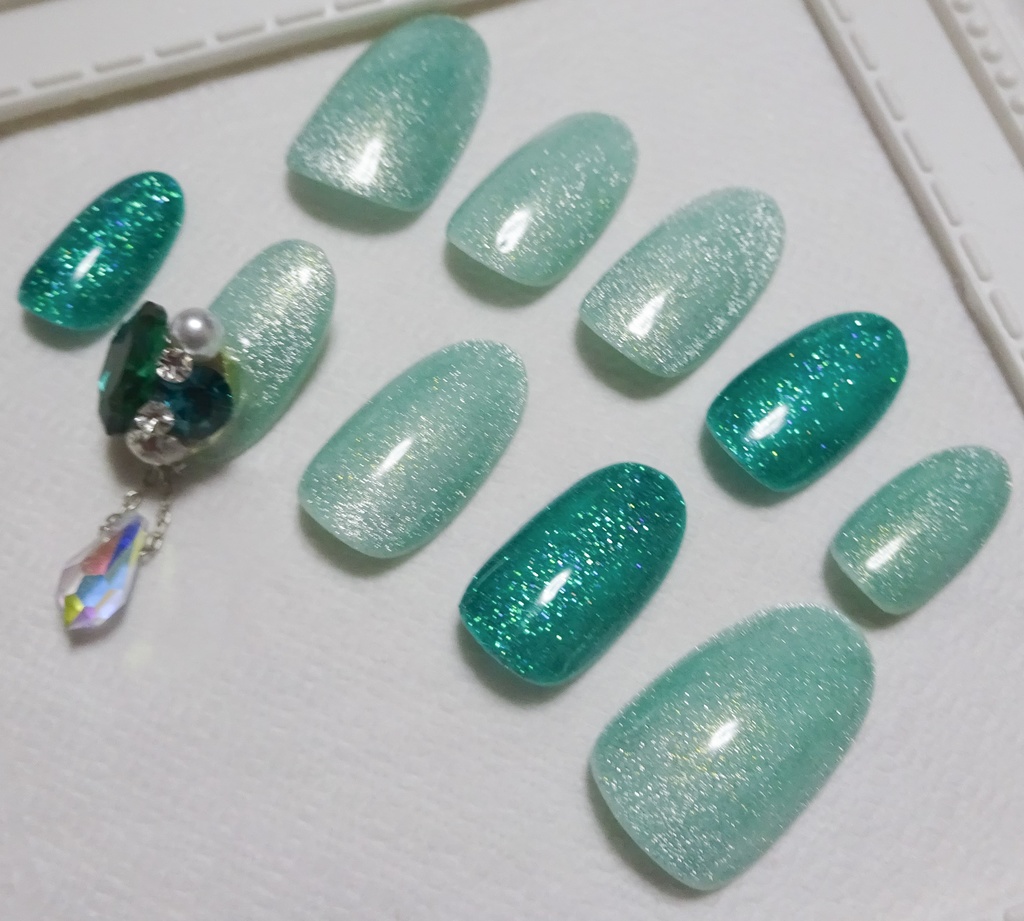 グリーン 緑色 ラメ マグネット ネイルチップ No,23