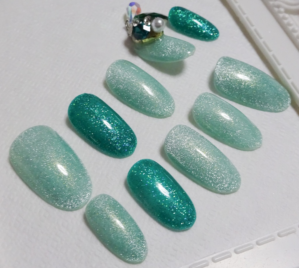 グリーン 緑色 ラメ マグネット ネイルチップ No,23