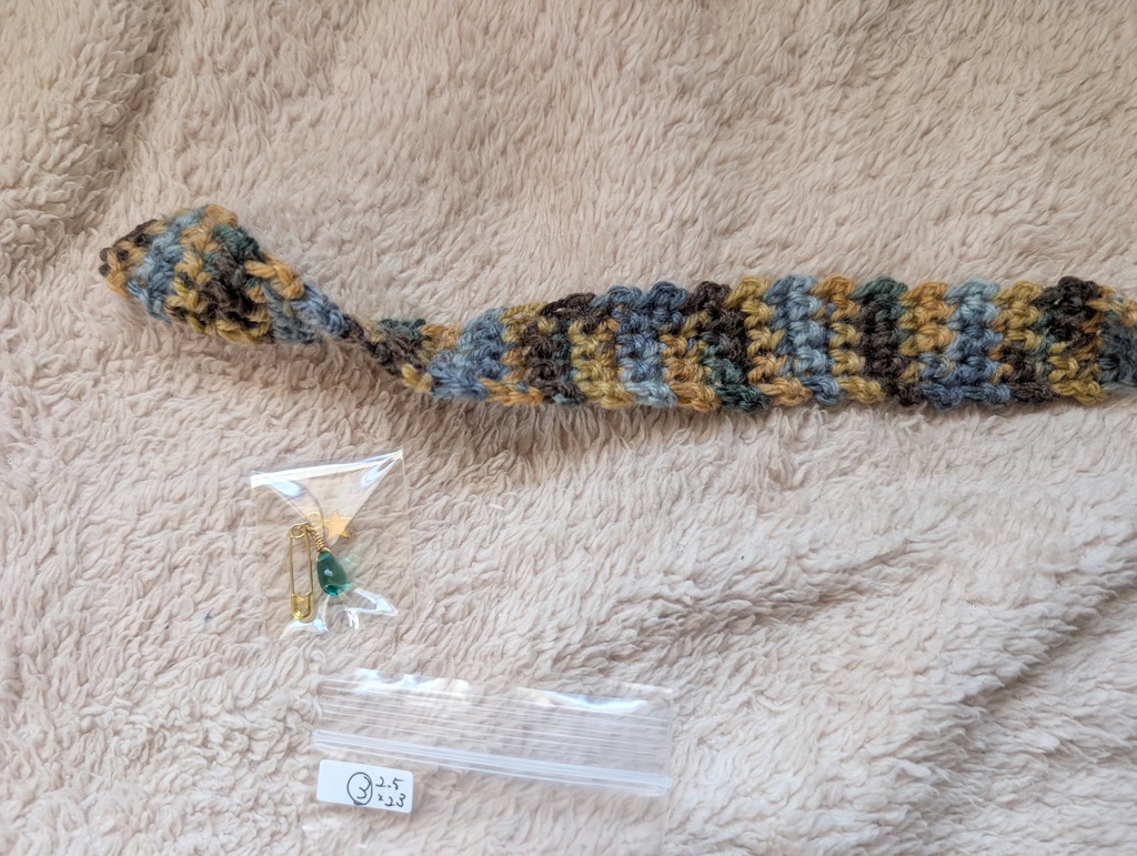 ぬい用 ざっくり ニットマフラー&ストールピン