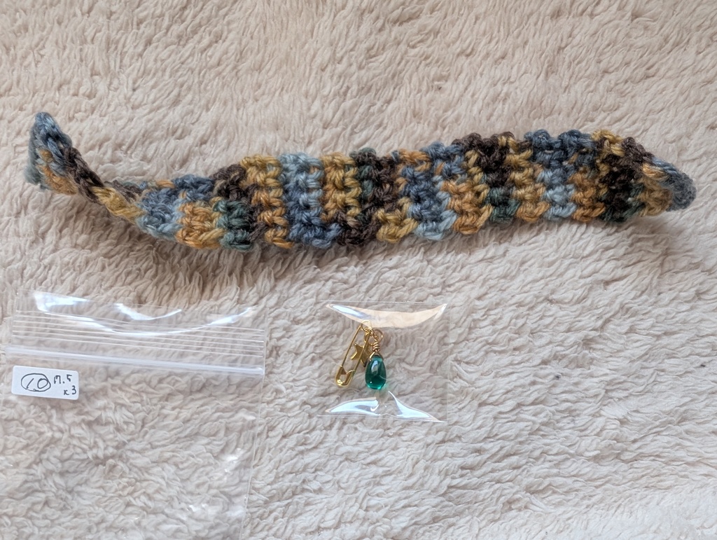 ぬい用 ざっくり ニットマフラー&ストールピン