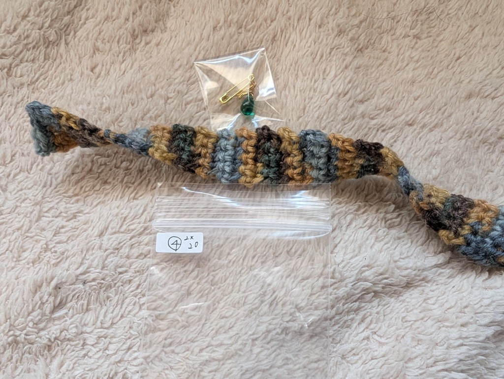 ぬい用 ざっくり ニットマフラー&ストールピン