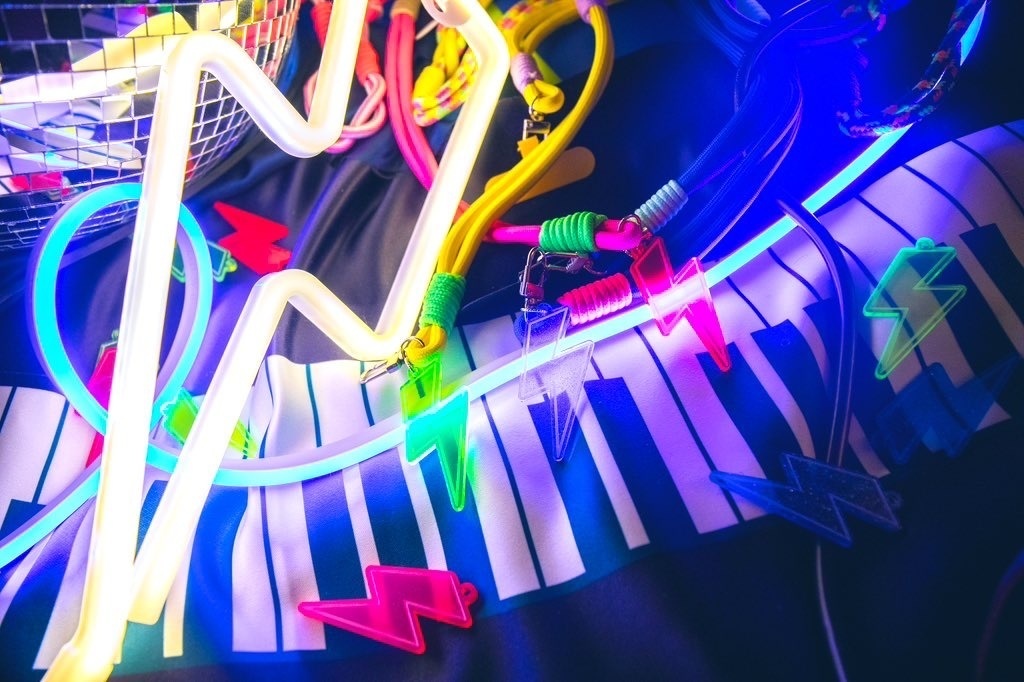 Switch TRIP 概念 推し色ストラップ用イナズマアクリル