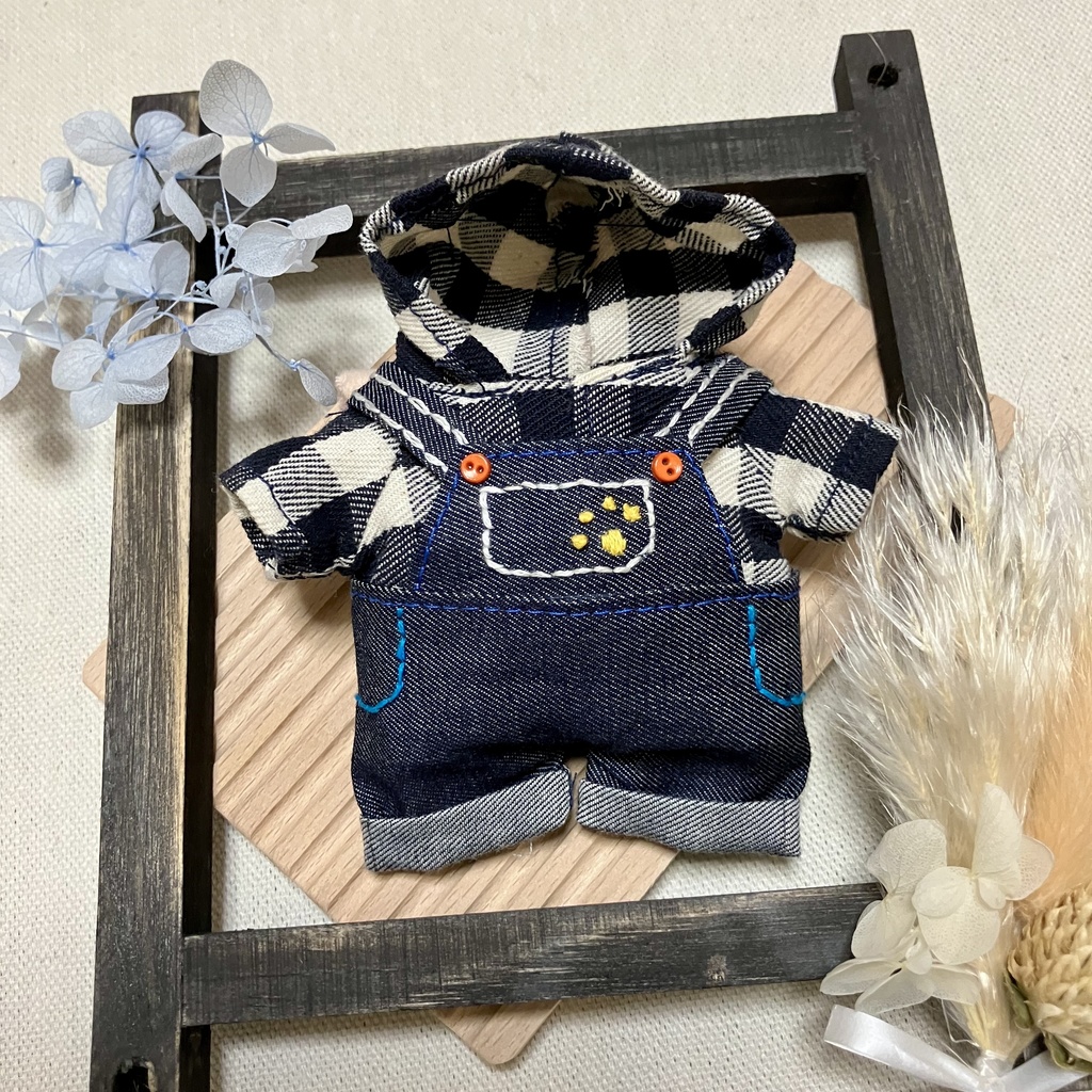 刺繍入りサロペット&パーカー